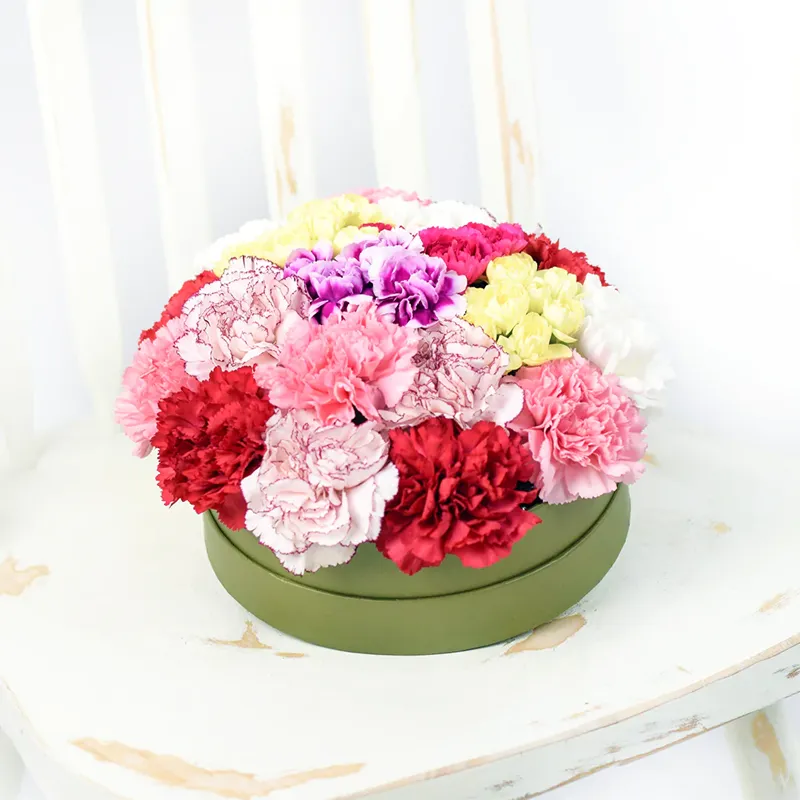 Цветы в коробке Самой дорогой