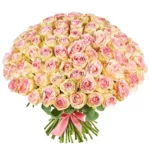 Композиция из 101 светло розовой розы